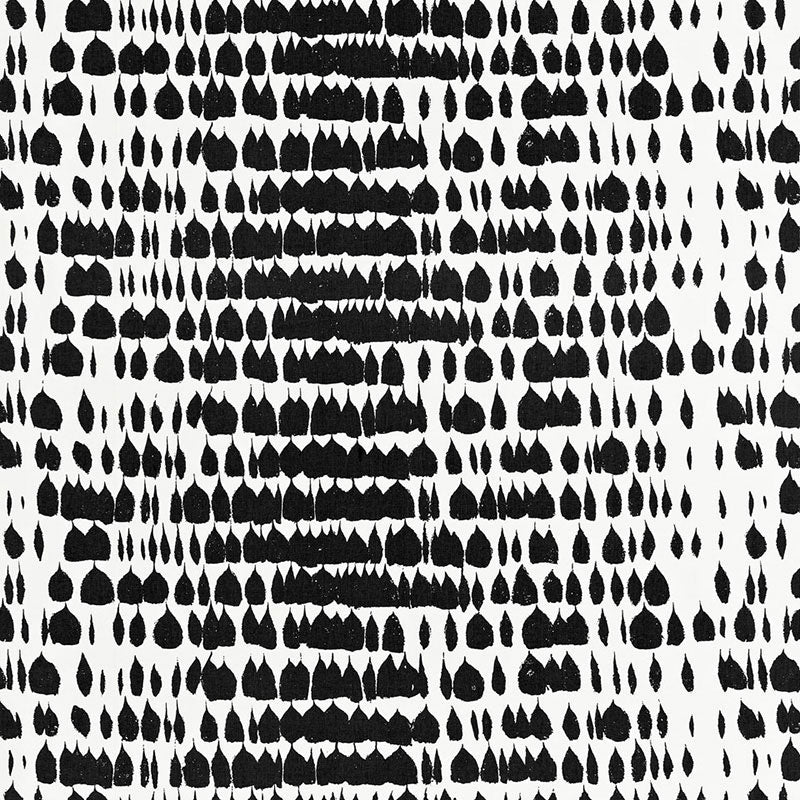 Schumacher: Queen Of Spain 175200 Black