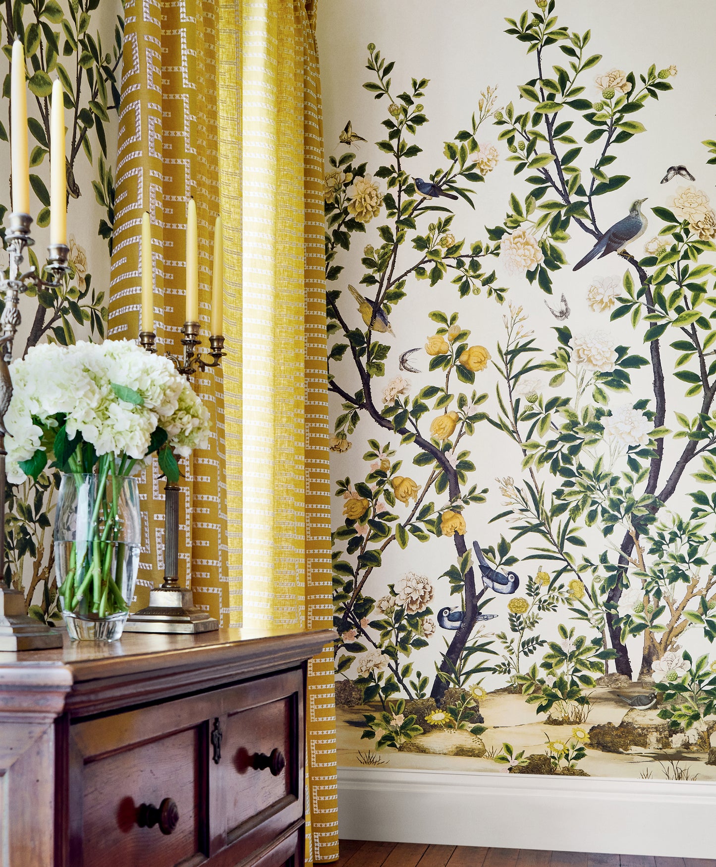 Thibaut: Jardin Bloom Mural TM13667 (3 panel set) in pink