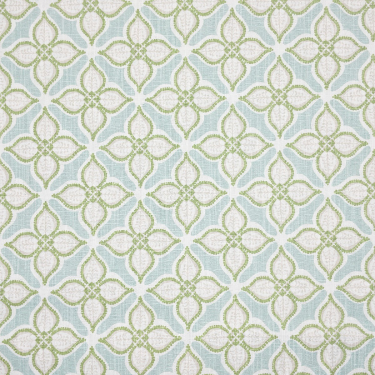 Victoria Larson for Stout: Glimmer GLIM-9 Mist