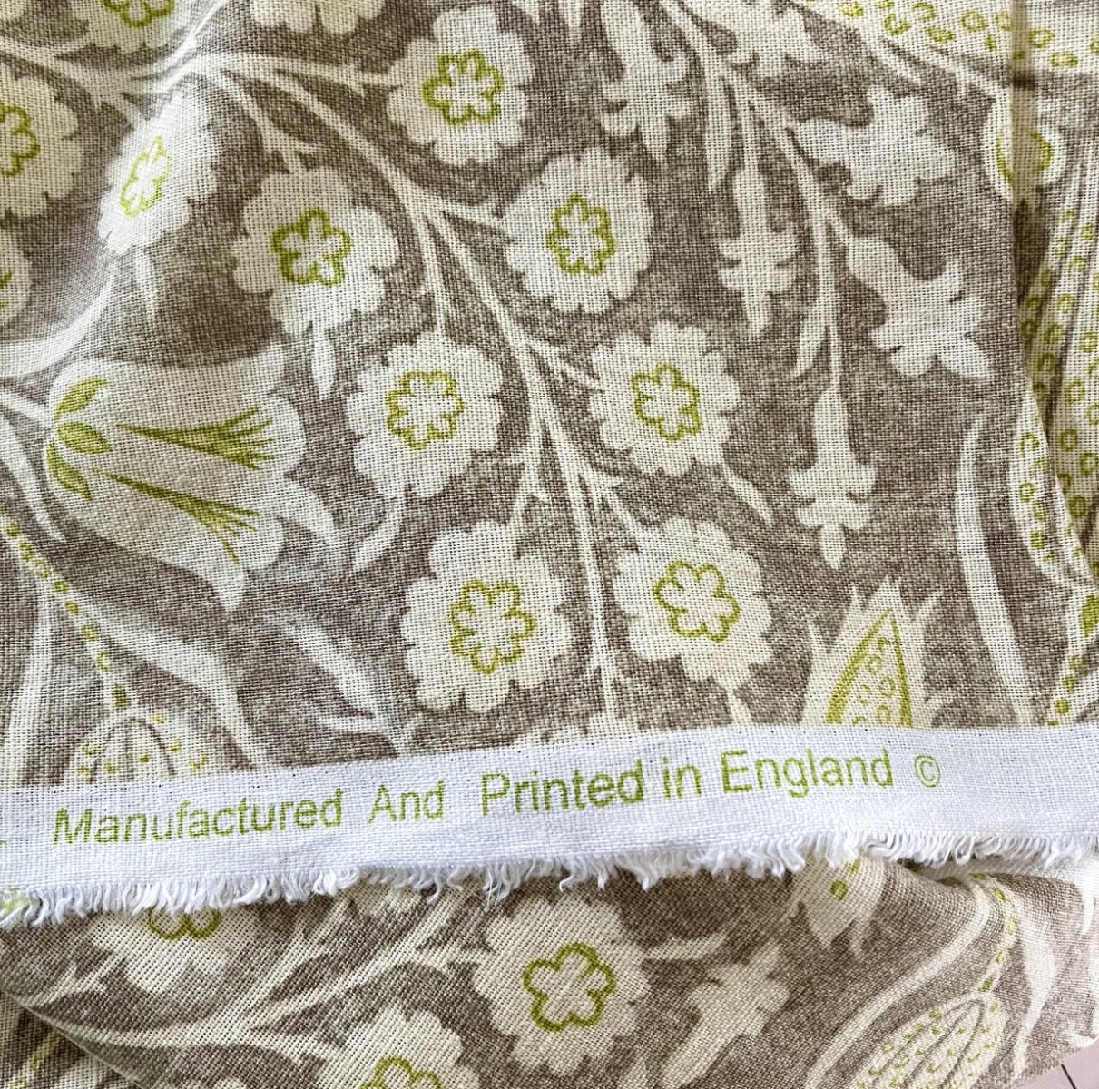 Aquitaine Valetto in Taupe*