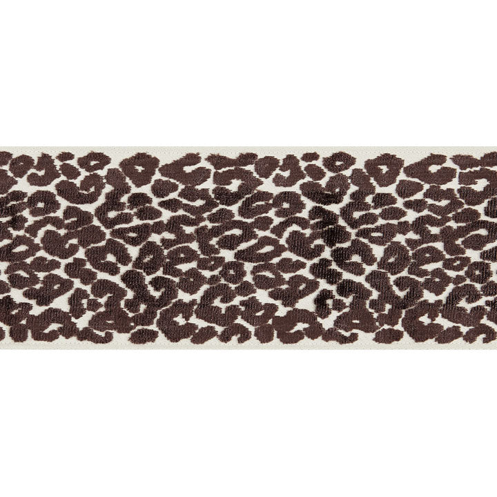 Scalamandre: Leopard Velvet Tape SC 0005 T3277 Espresso