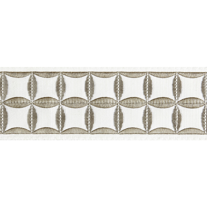 Scalamandre: Fiori Embroidered Tape SC 0001 T3288 Platinum