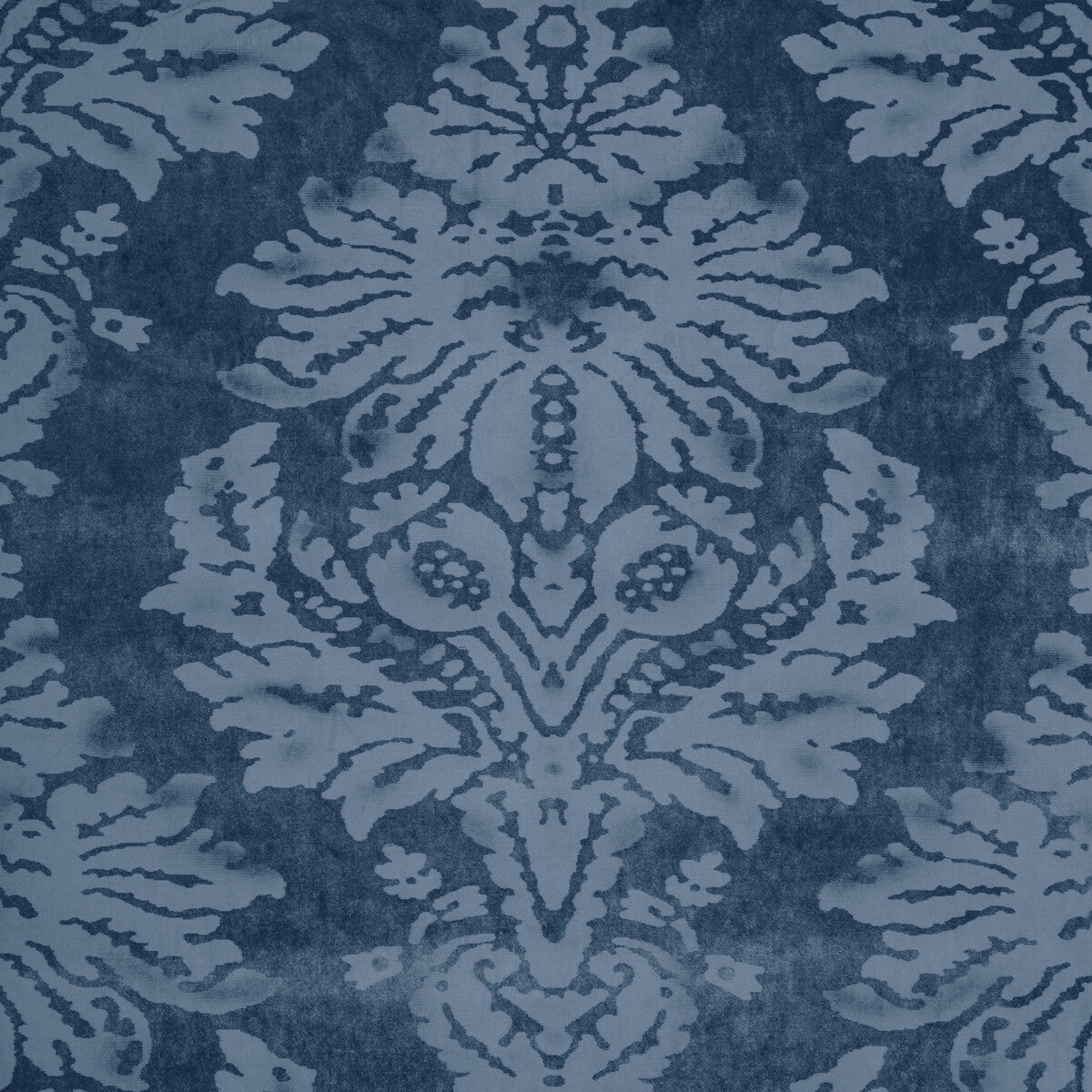 LEE JOFA PARHAM VELVET AZURE