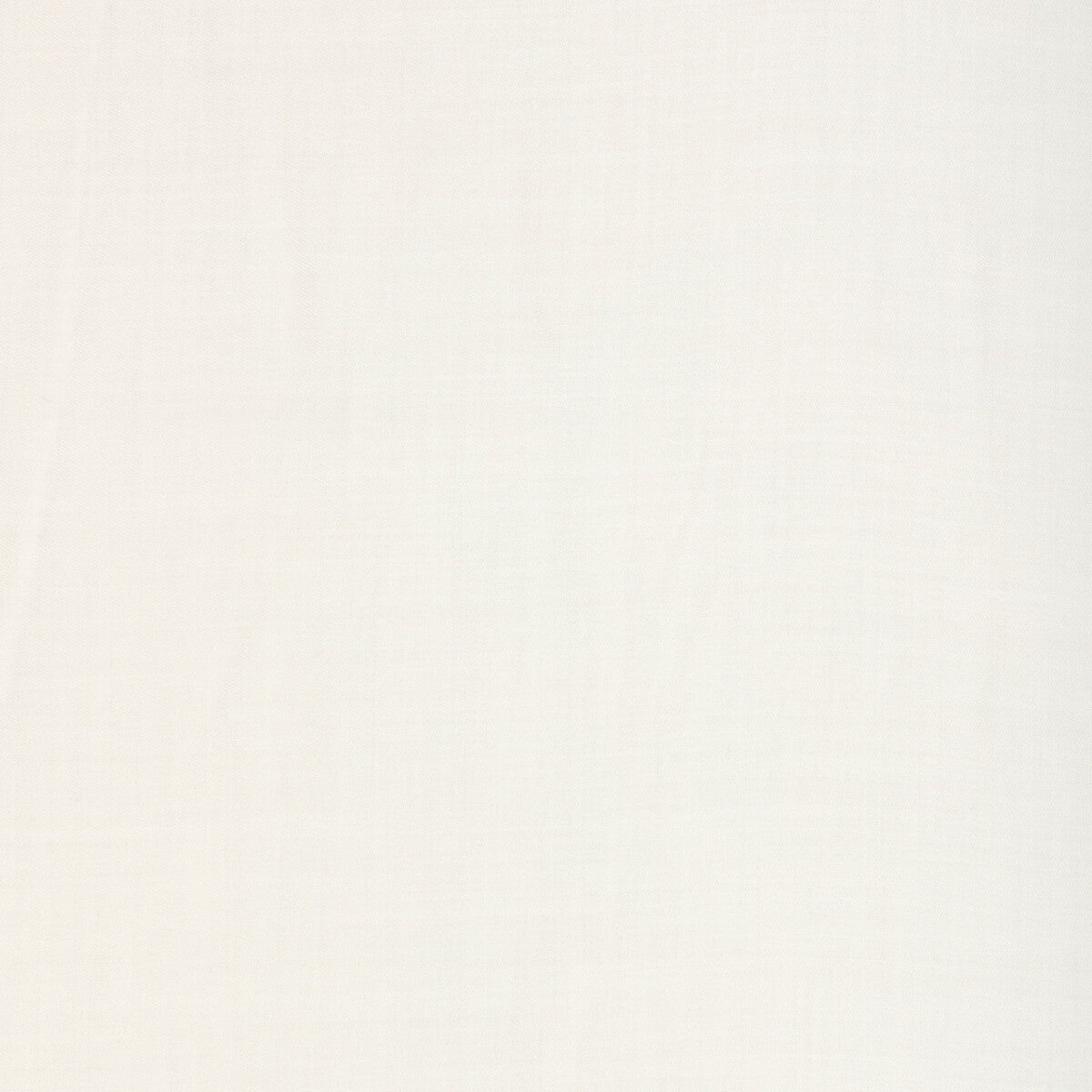 LEE JOFA NIMBUS SHEER IVORY