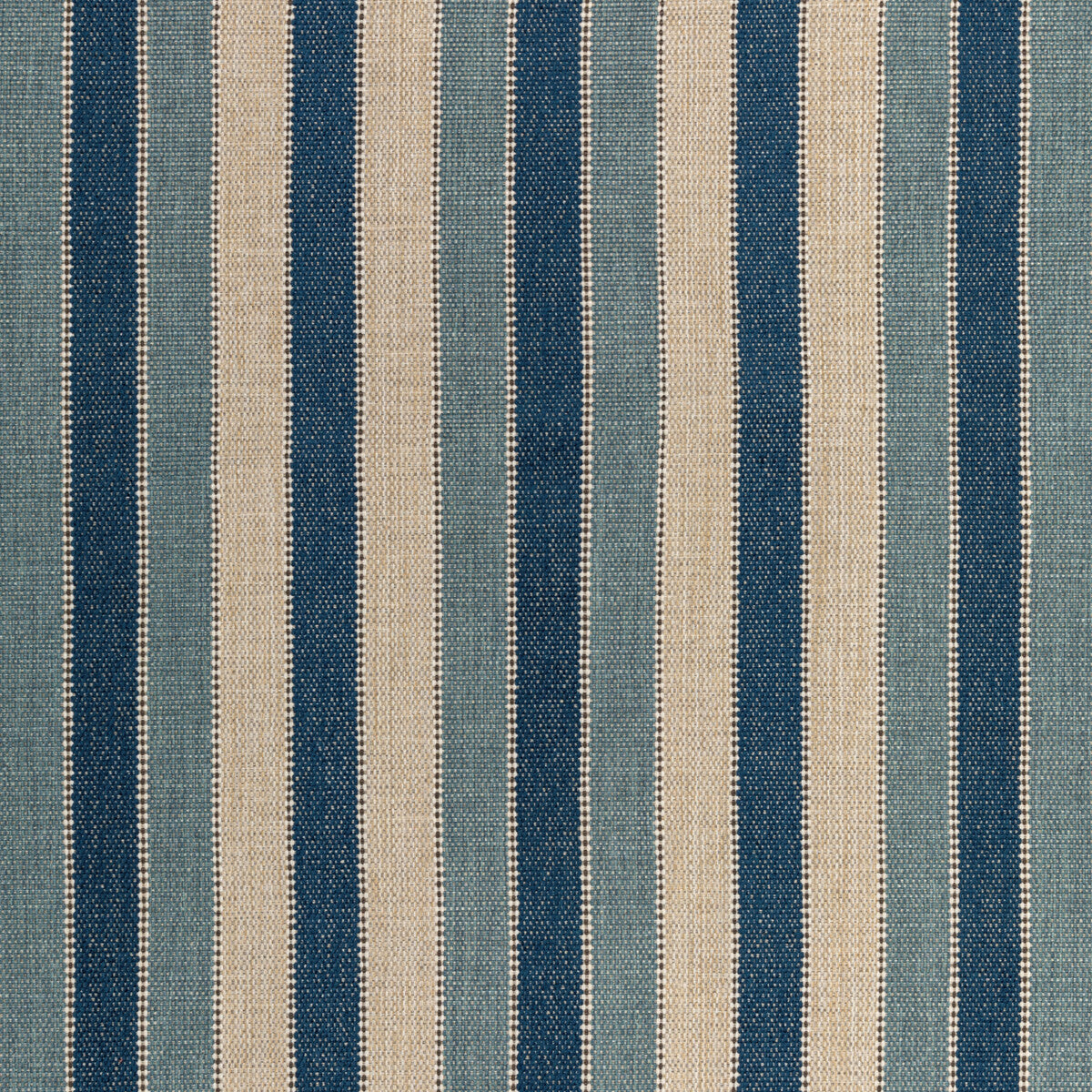 KRAVET CONTRACT WALKWAY WATERFALL