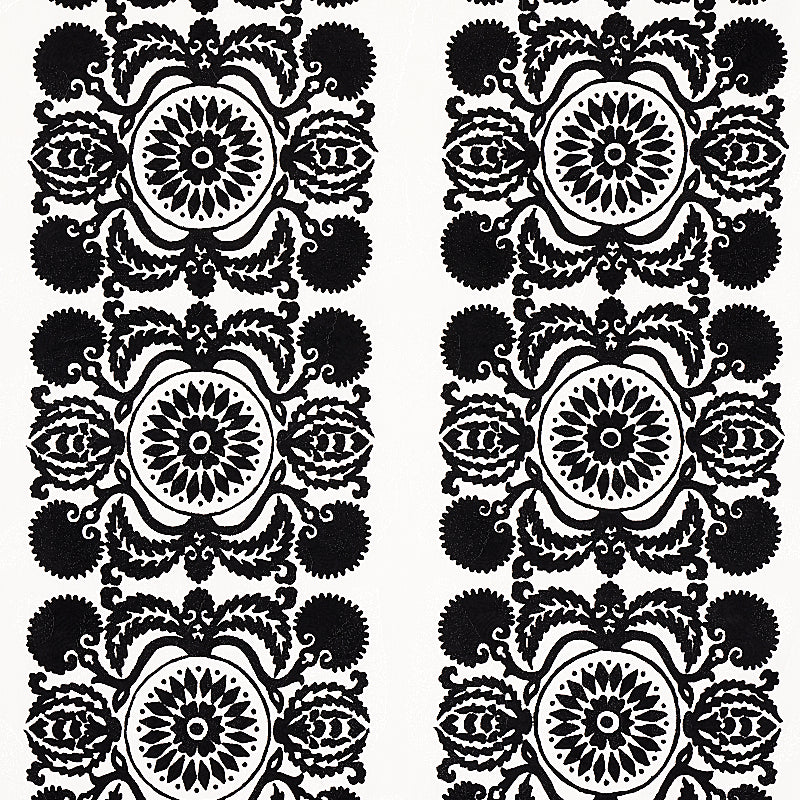 Schumacher: Castanet Embroidery 70263 Black