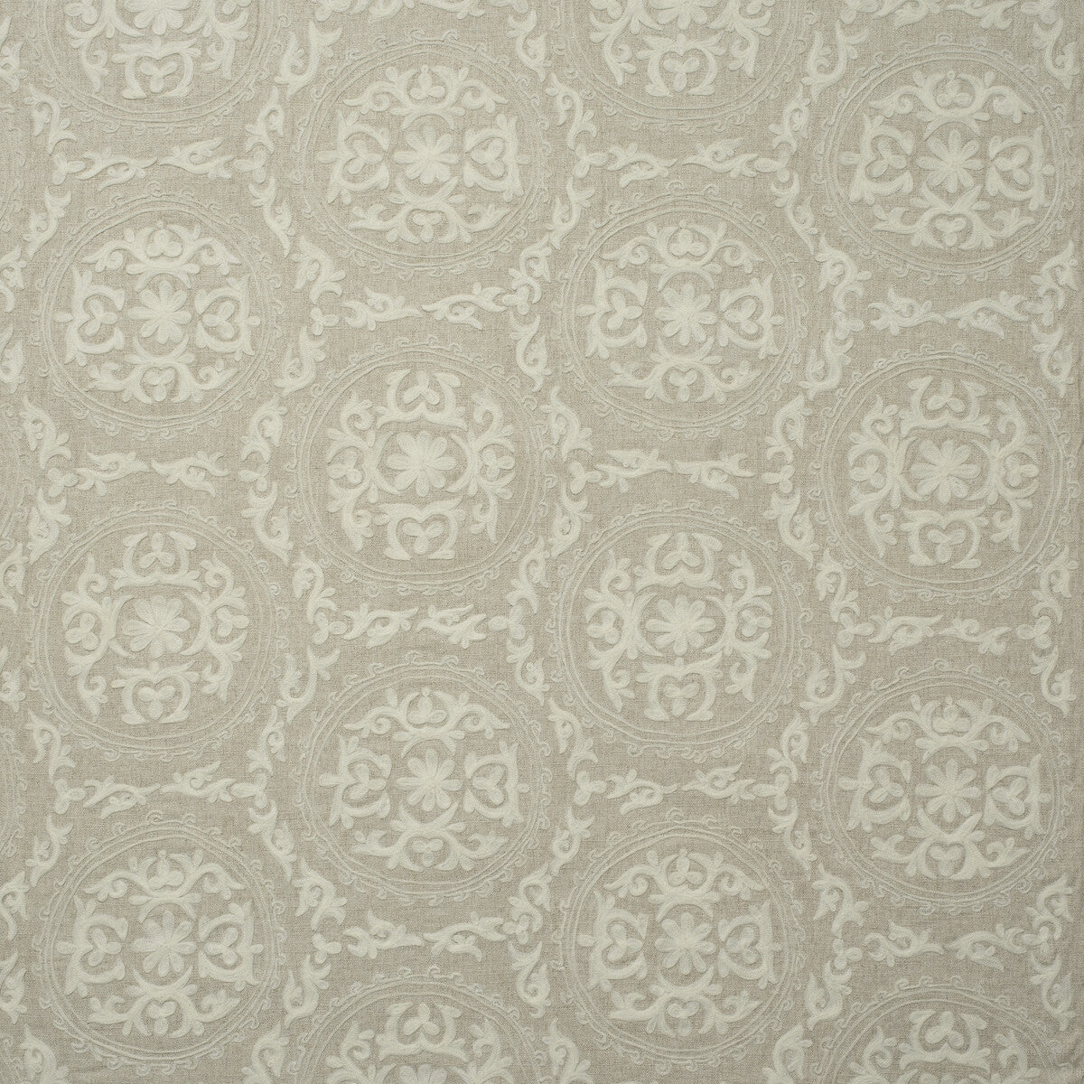 KRAVET COUTURE YURT IVORY