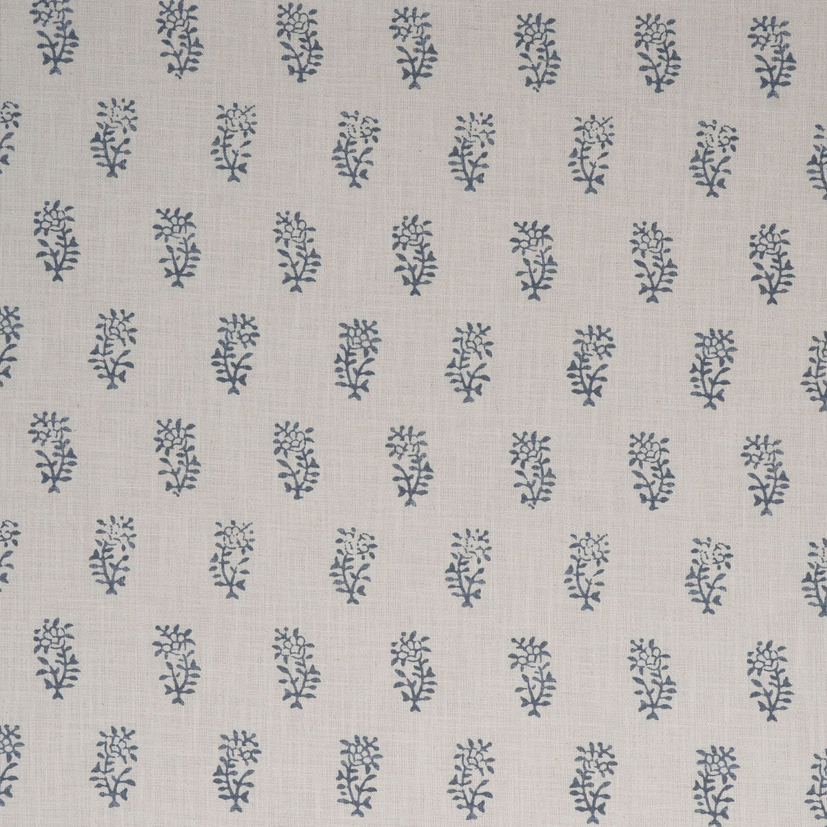 KRAVET COUTURE THYME IRIS ON LINEN