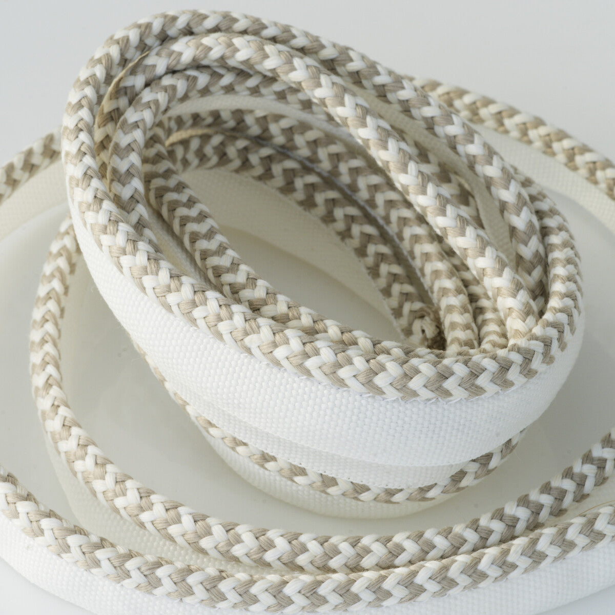 KRAVET COUTURE CAPRESE SAND