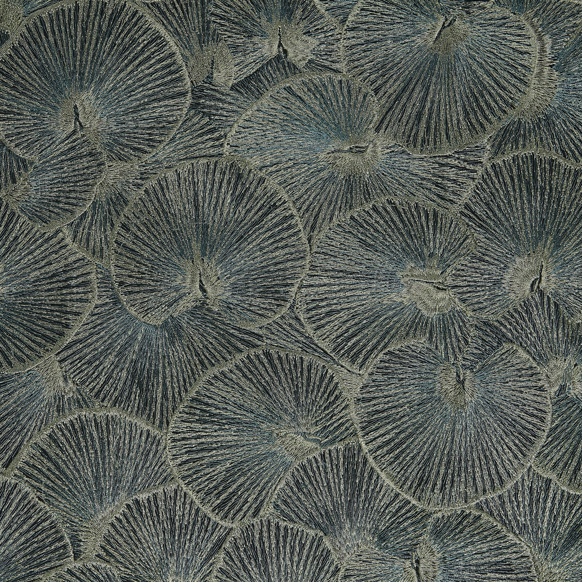 KRAVET DESIGN LOTUS 04