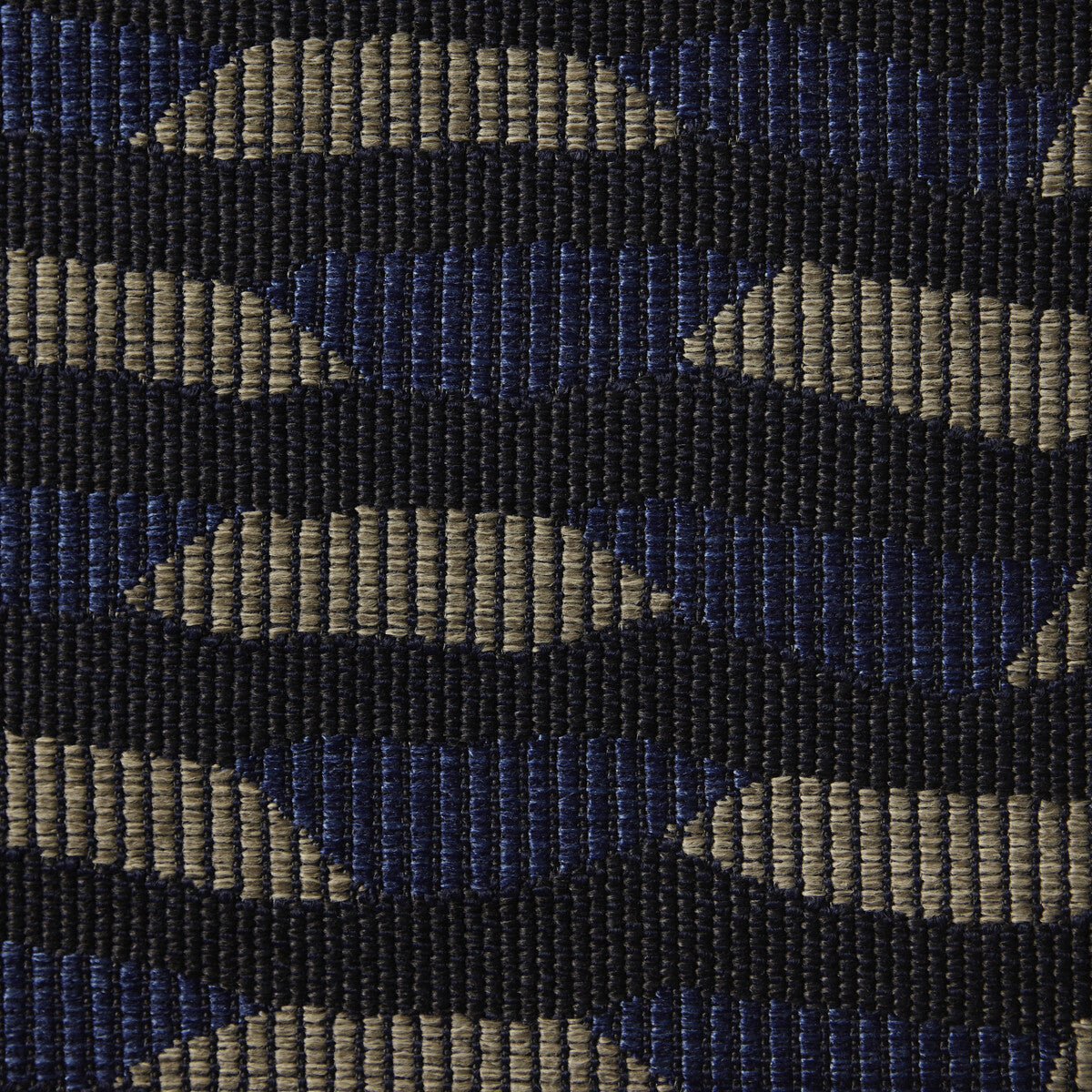 KRAVET DESIGN ESCALA 14