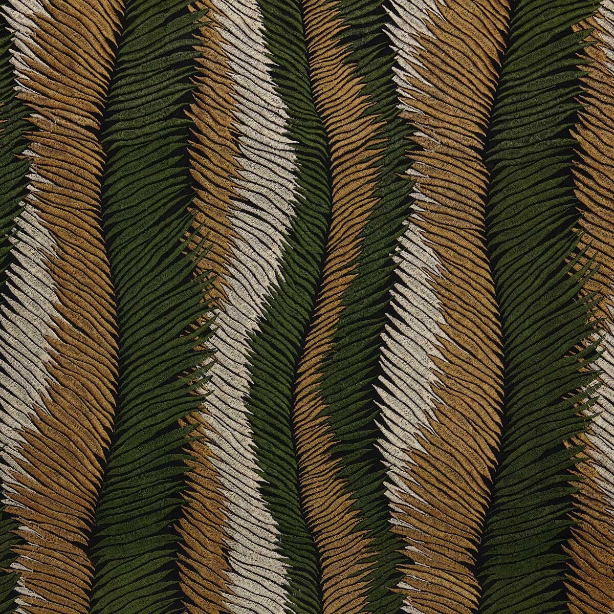 KRAVET COUTURE PLUMAGE 05