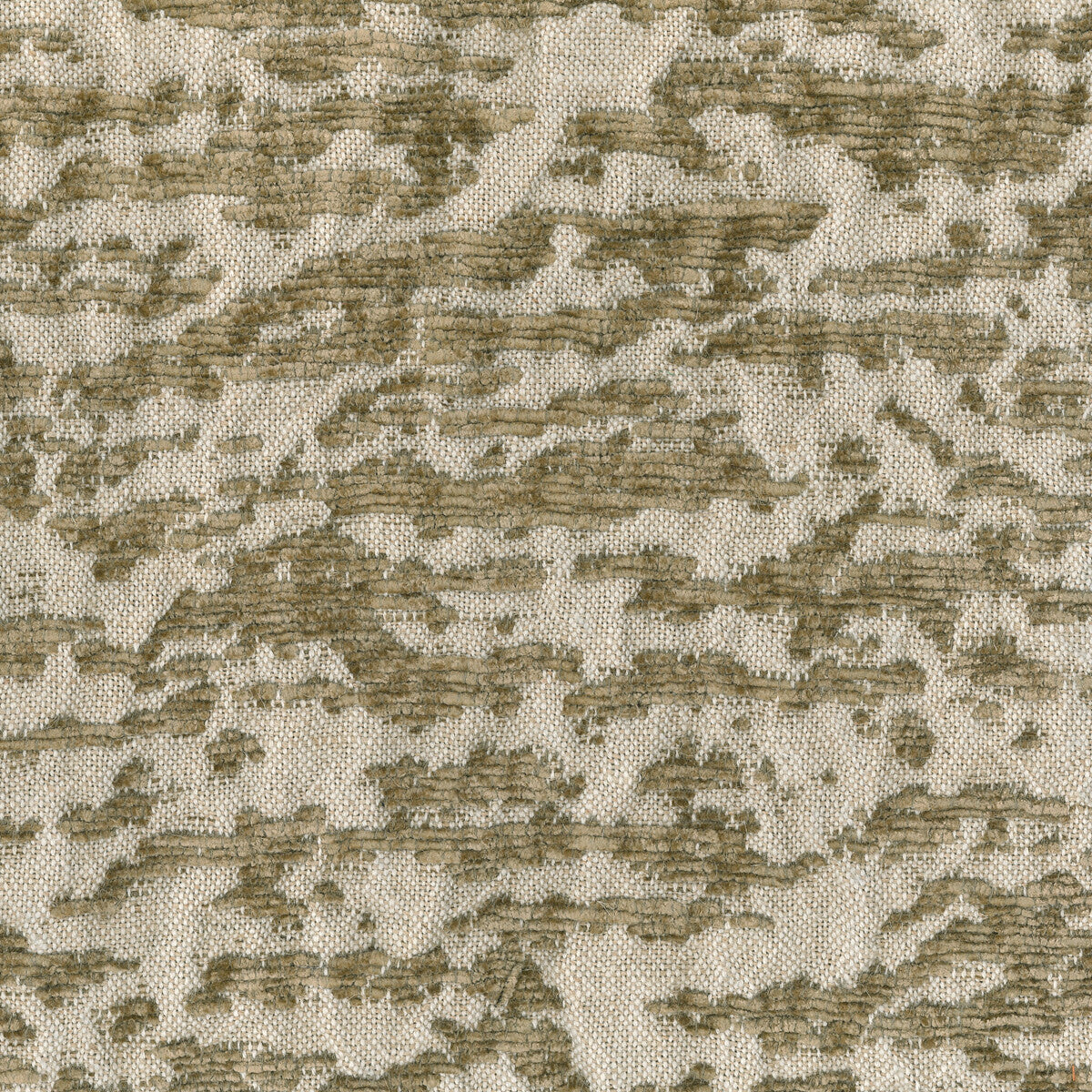 KRAVET COUTURE YAK 01