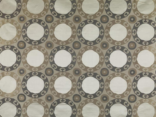 Highland Court: Meridian HR61424-711 Black-Gold