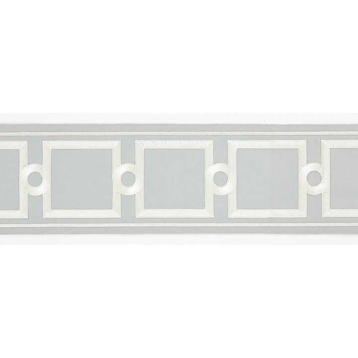 Scalamandre: Square Link Embroidered Tape SC 0003 T3287 Rain