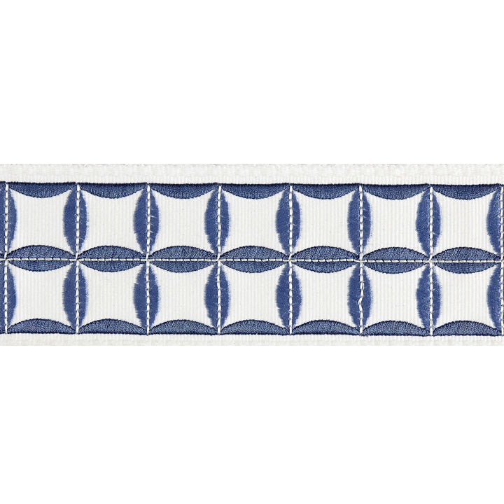 Scalamandre: Fiori Embroidered Tape SC 0002 T3288 Delft